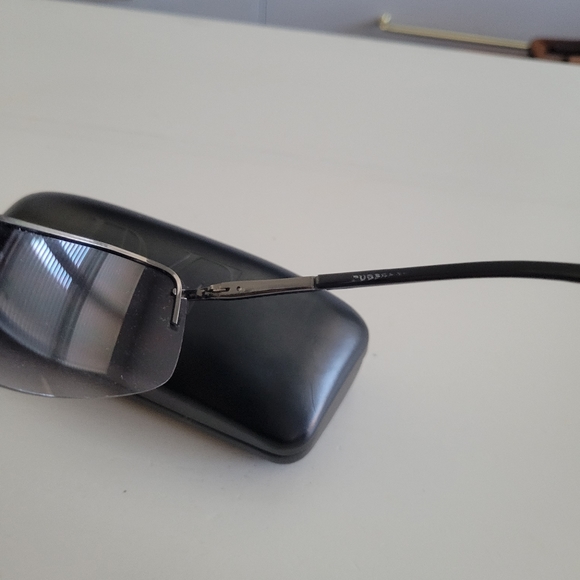 Diane Von Furstenberg Sunglasses Case - Picture 5 of 6